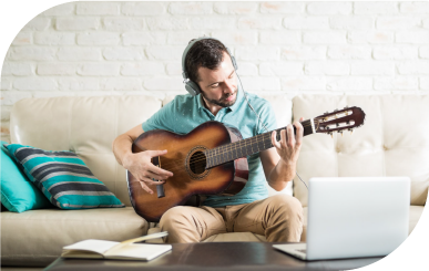 Clases personalizadas según el nivel del alumno. Podrá aprender gente que no sabe nada y desarrollar su talento las personas que ya conocen de música.